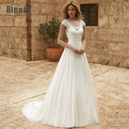 Elegant Lace Long Train Bridal Wedding Dress