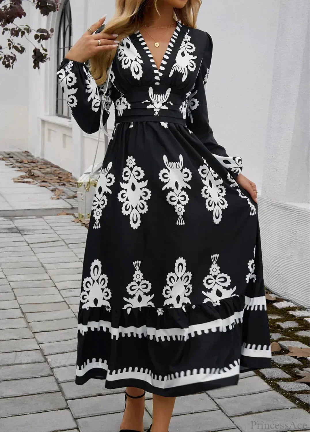 Elegant Printed V-neck A-line Boho Dress