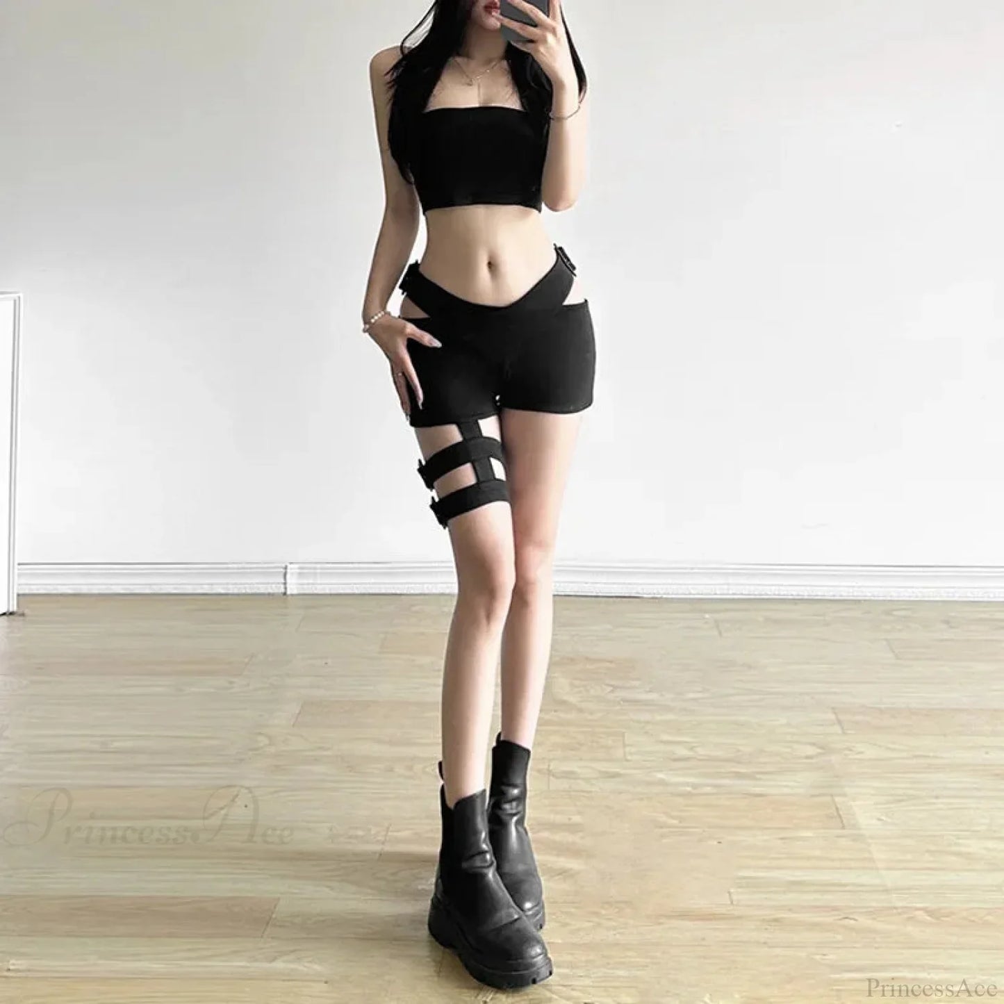 Exposed Waist Stretchy Dark Short