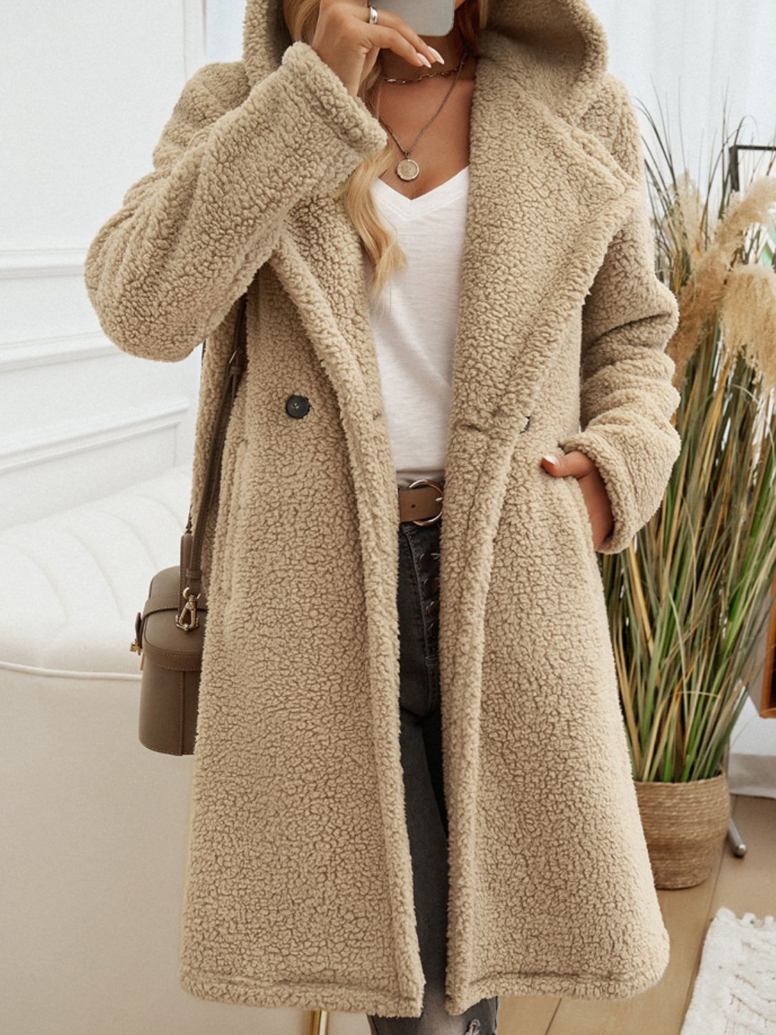 Elsa | Long sleeve teddy coat with hood and pockets