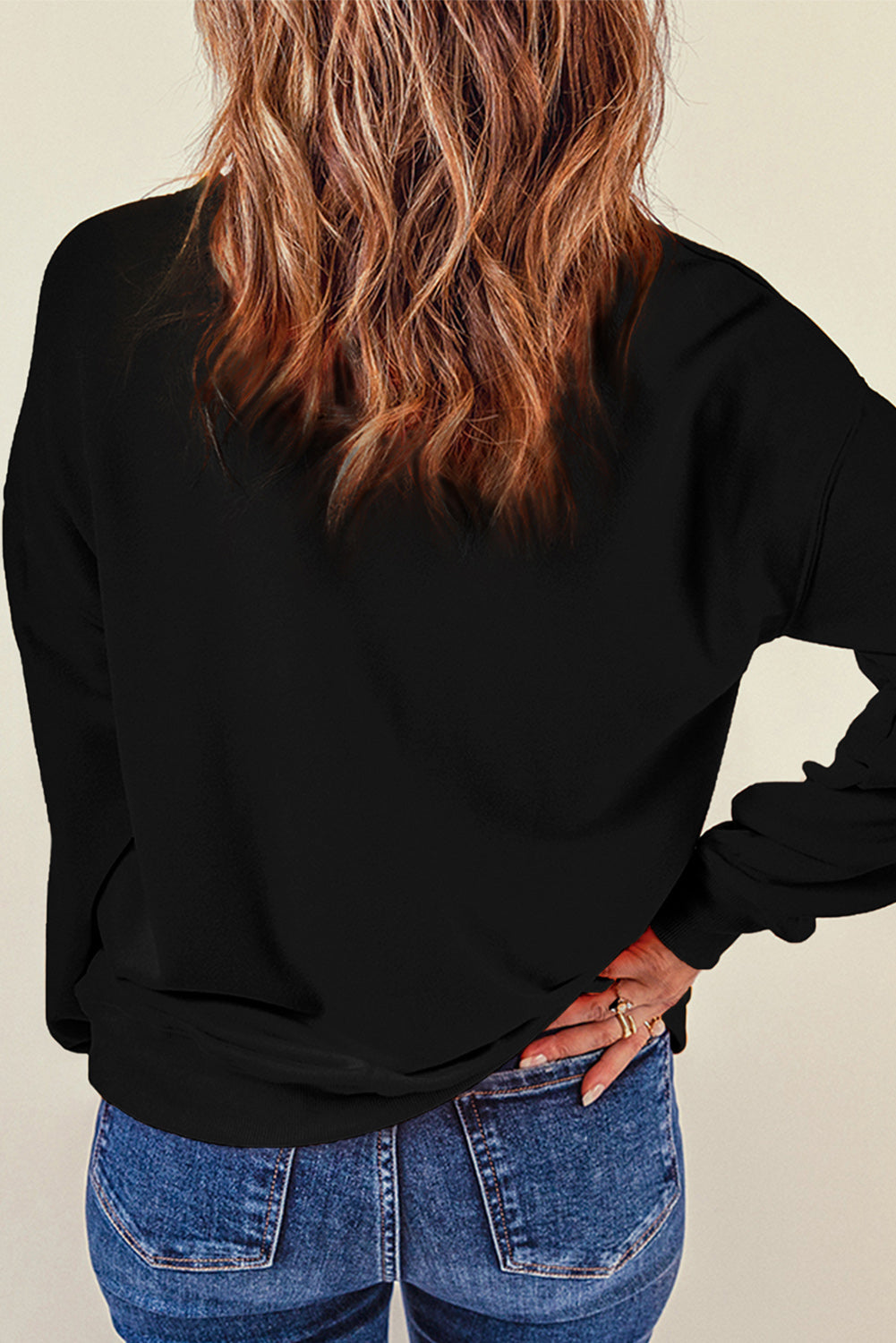 Irene | Long sleeve crew neck sweatshirt with letter graphic