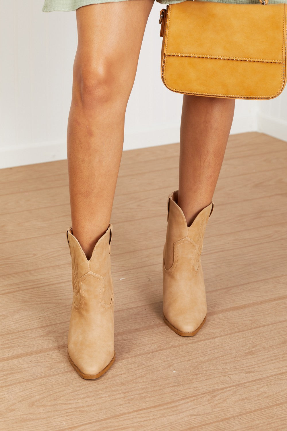 Miranda | Comfortable and stylish orthopedic footwear