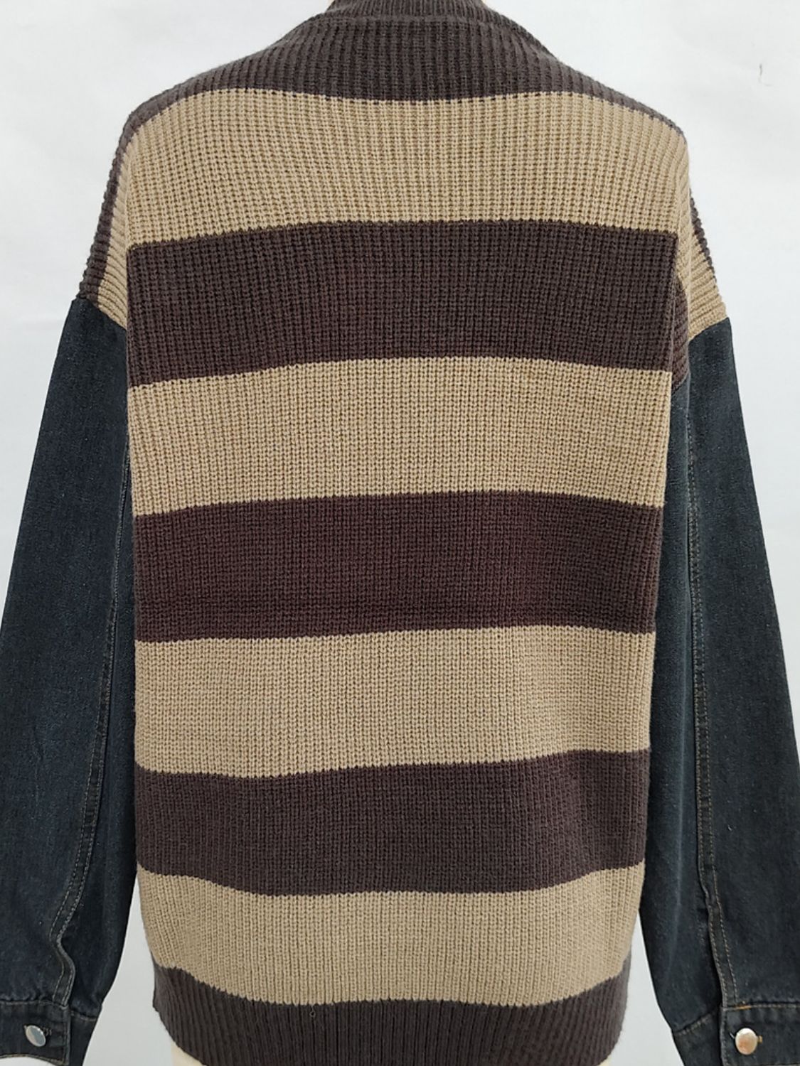 Johana | Contrasting long-sleeved sweater with a crew neck