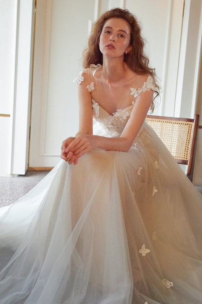 Dreamy Petal V Neck Backless Reception Dress