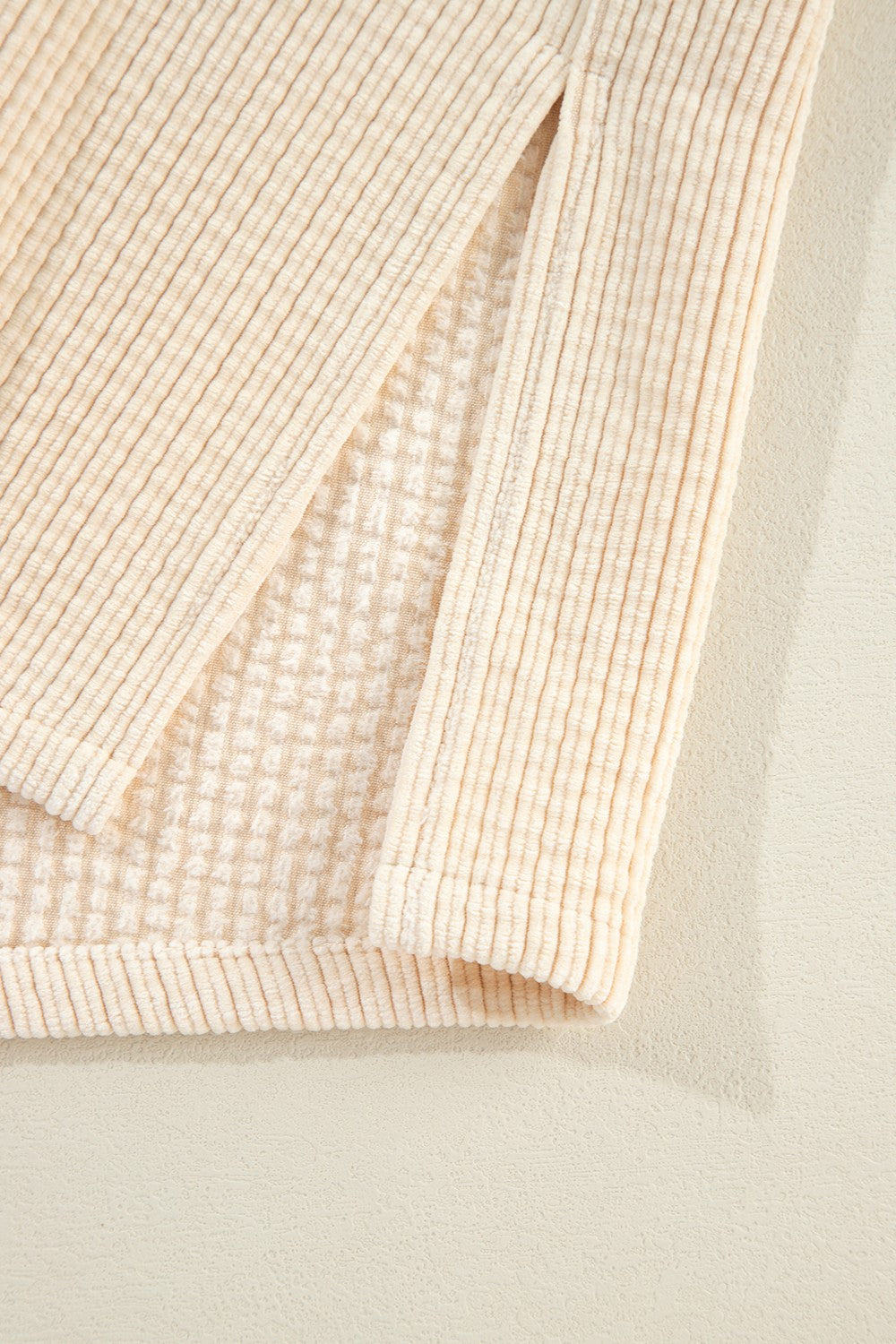 Nayeli | Buttoned, low shoulder jacket with pockets