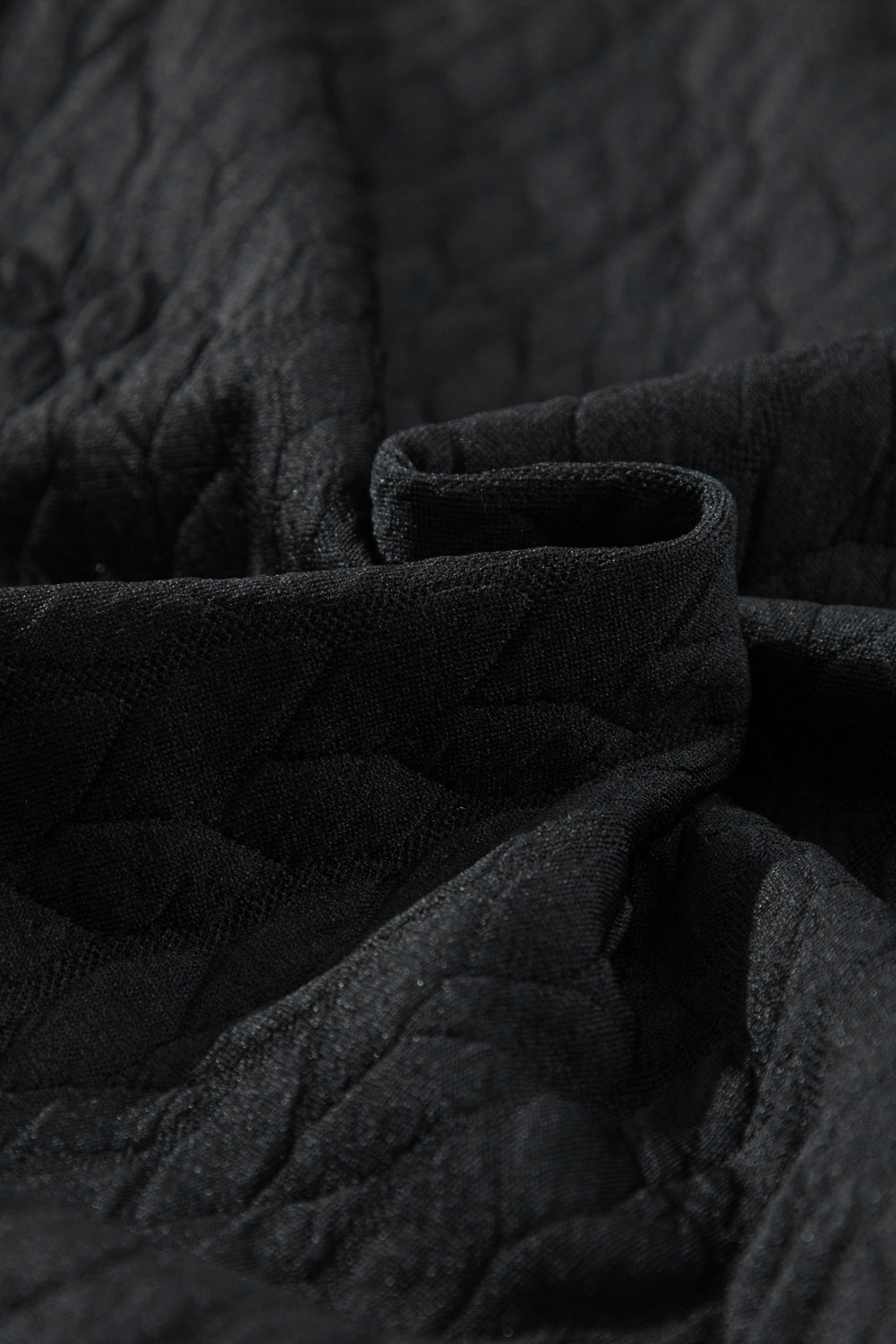 Amira | Elegant and casual winter garment