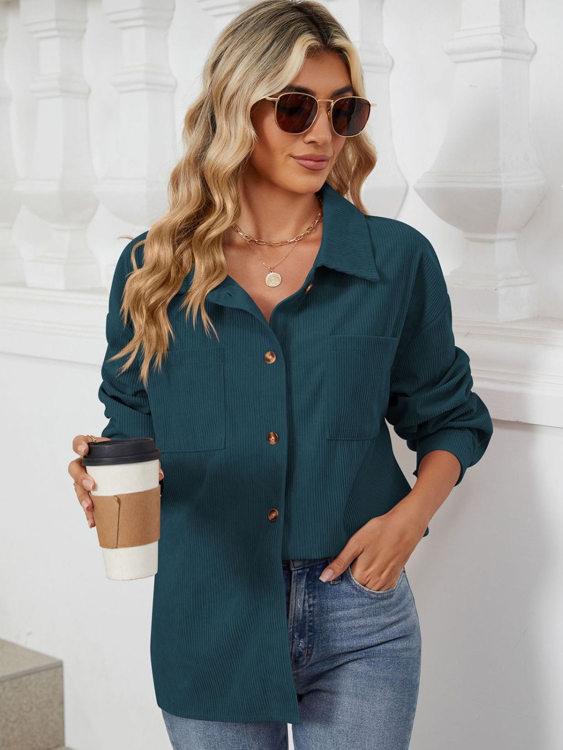 Ines | Long-sleeved outerwear with a button placket and dropped shoulders