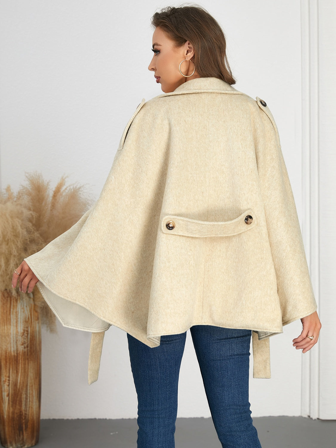 Rita | Double-breasted poncho with tie belt