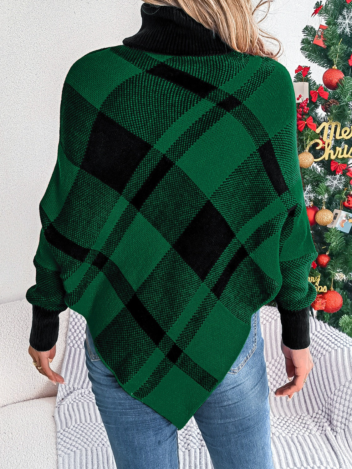 Tabea | Checked turtleneck sweater with batwing sleeves