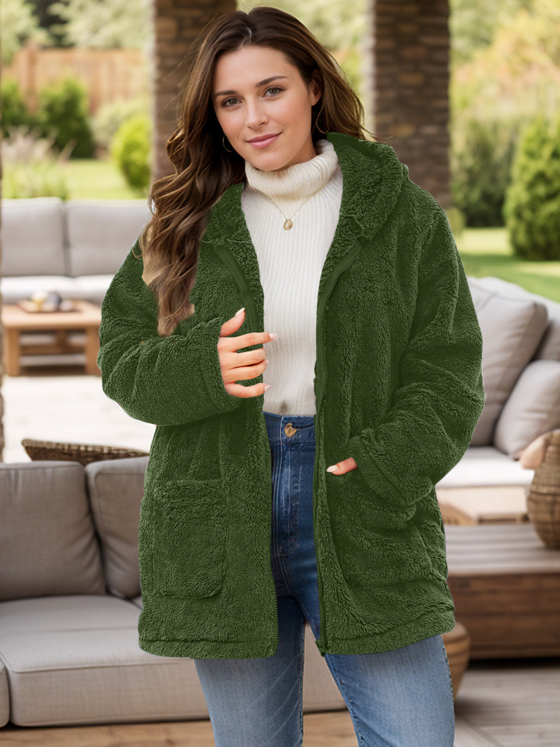 Felicidad | Oversized long sleeve hooded outerwear with zip fastening