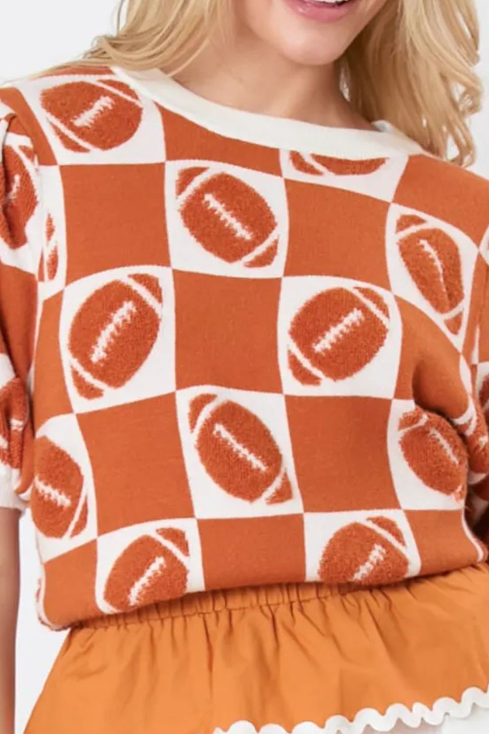Annika | Football sweater with a crew neck and short sleeves