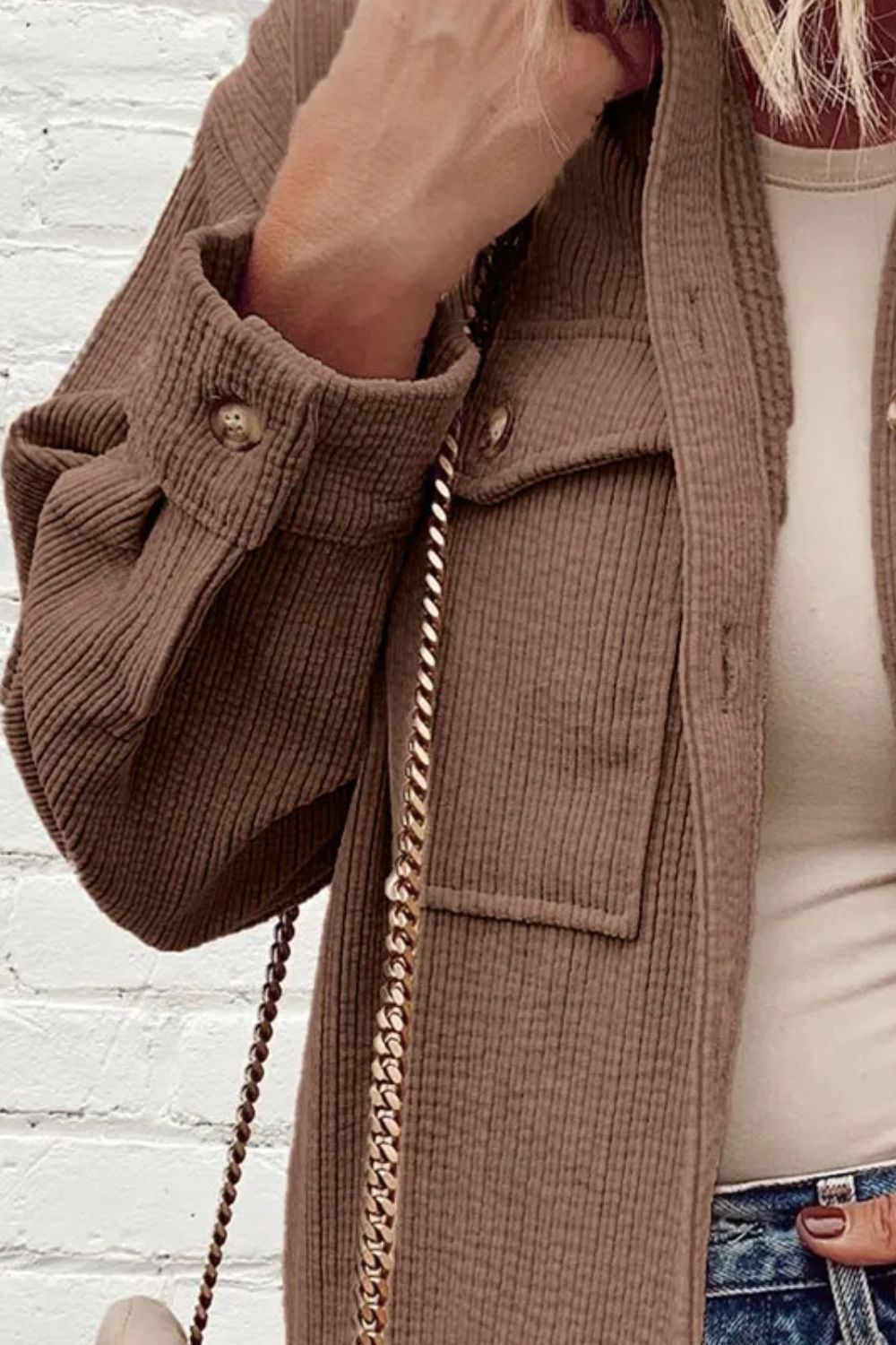 Nayeli | Buttoned, low shoulder jacket with pockets