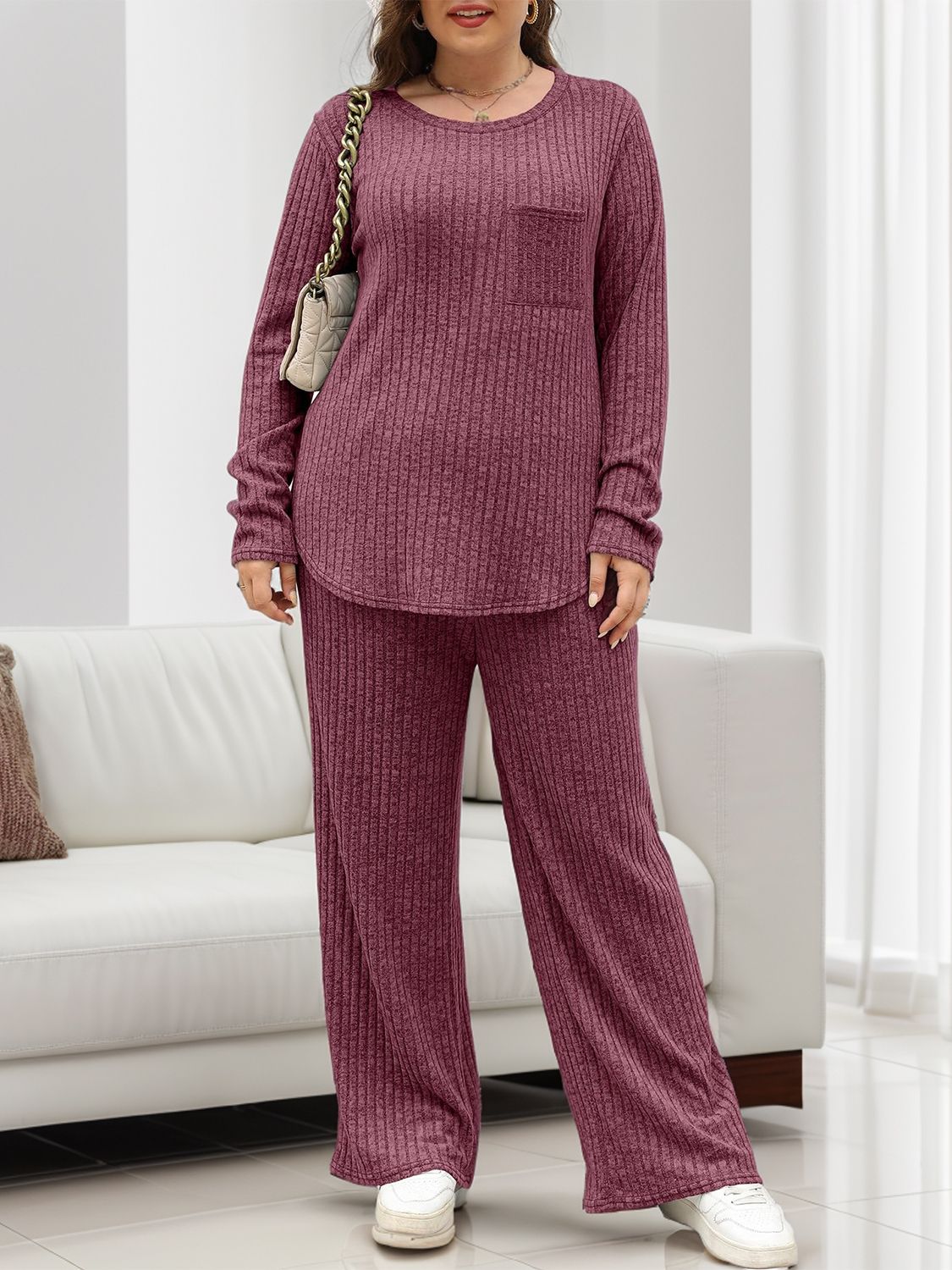 Henriette | Set consisting of a long-sleeved top and crew-neck trousers