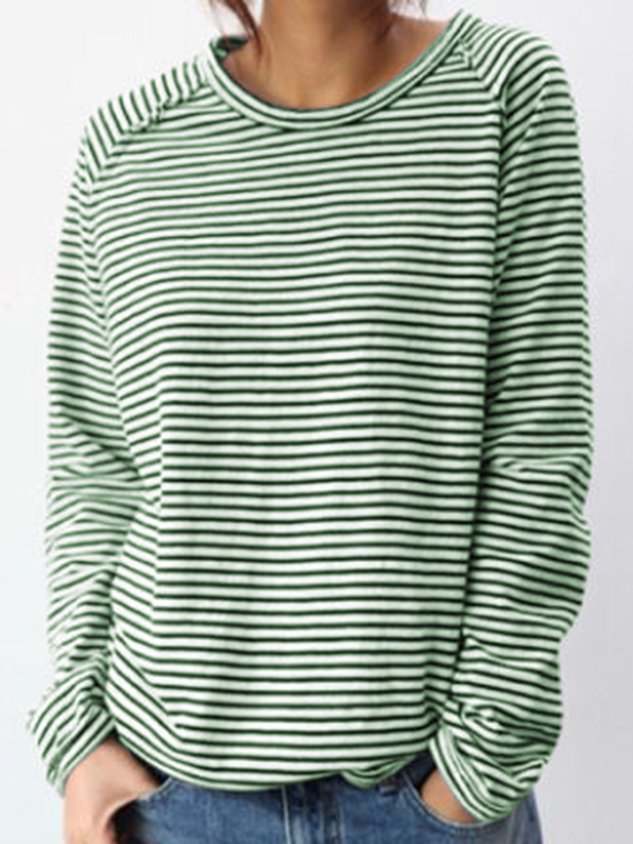 Maria Elena | Modern and fashionable winter clothing item
