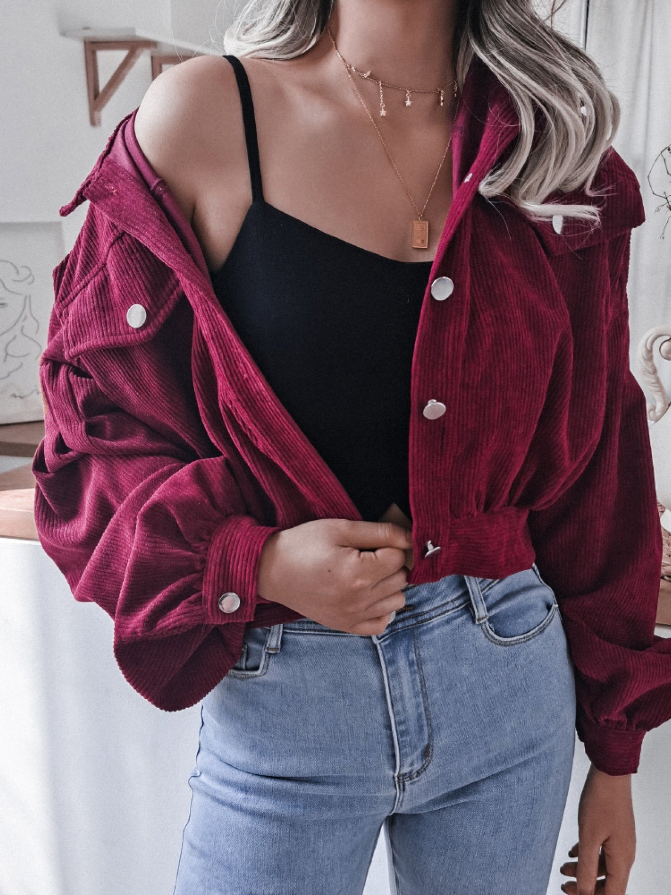 Esther | Cropped corduroy jacket with lantern sleeves