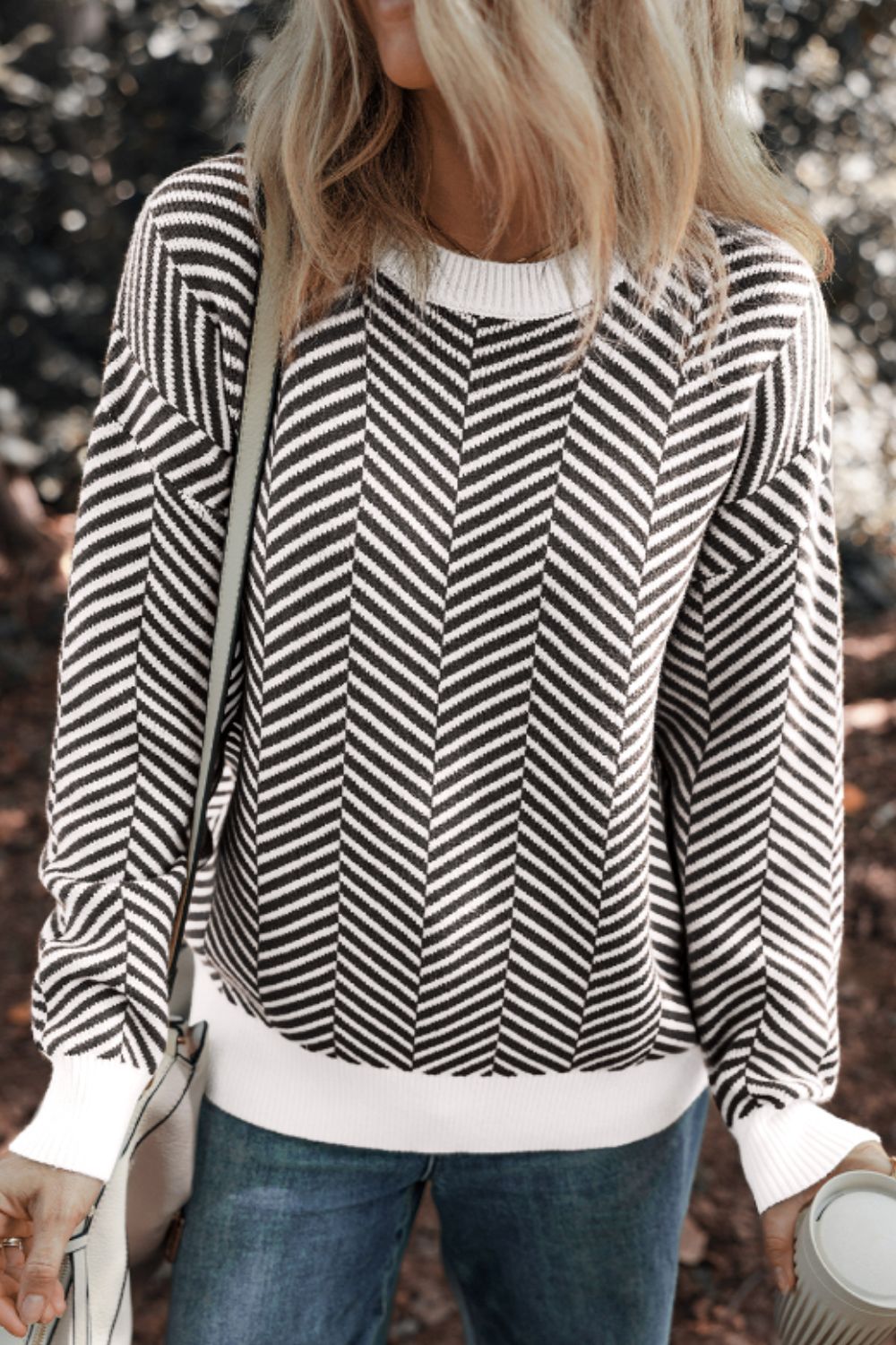 Silvia | Striped long-sleeved sweater with a crew neck