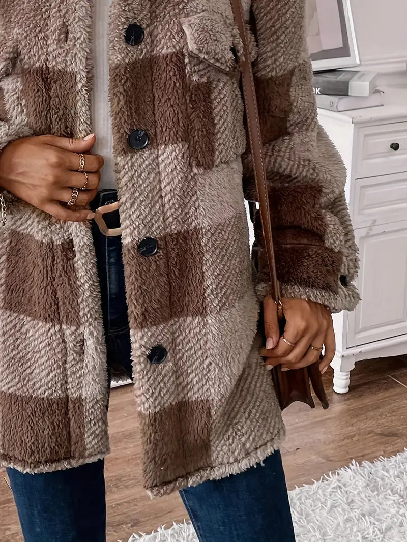 Guadalupe | Knitted plush coat