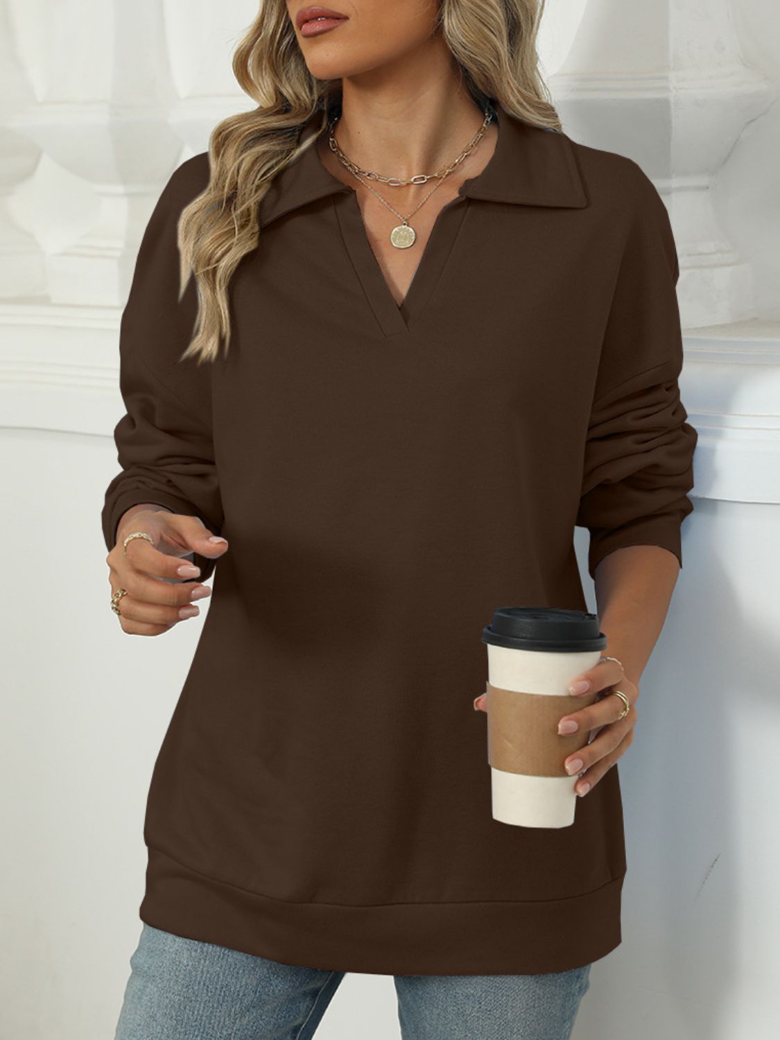 Larissa | Long sleeve sweatshirt with Johnny collar