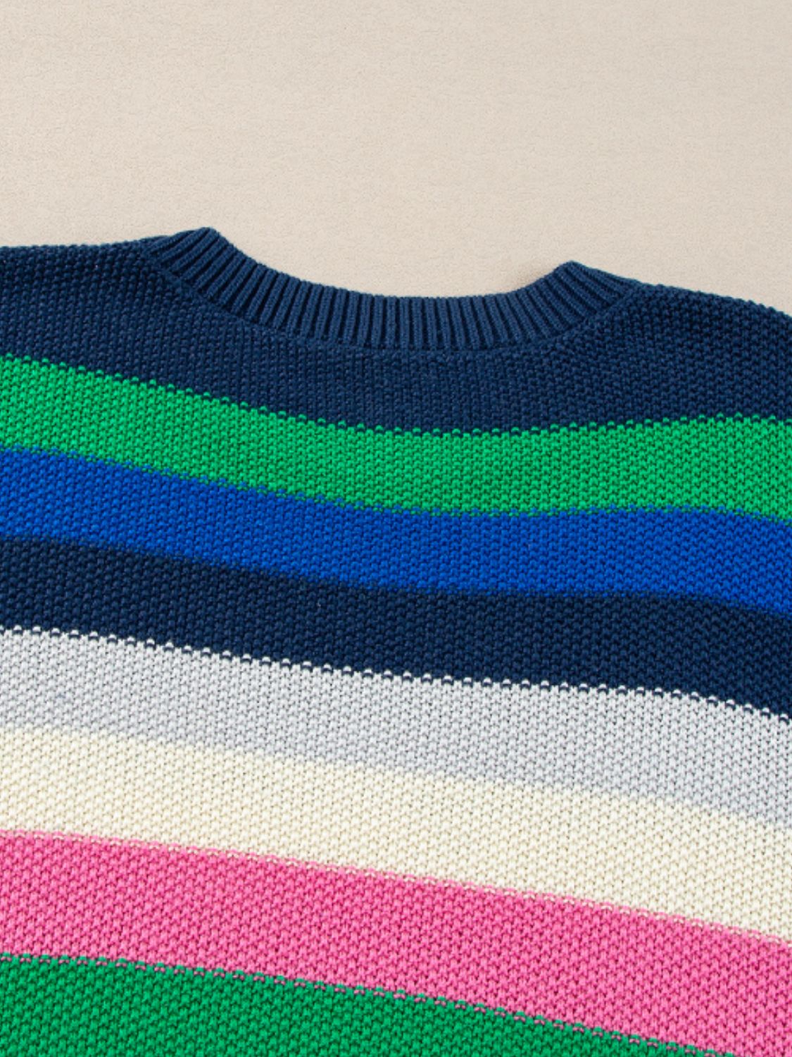 Georgina | Contrasting striped long-sleeved sweater with a crew neck