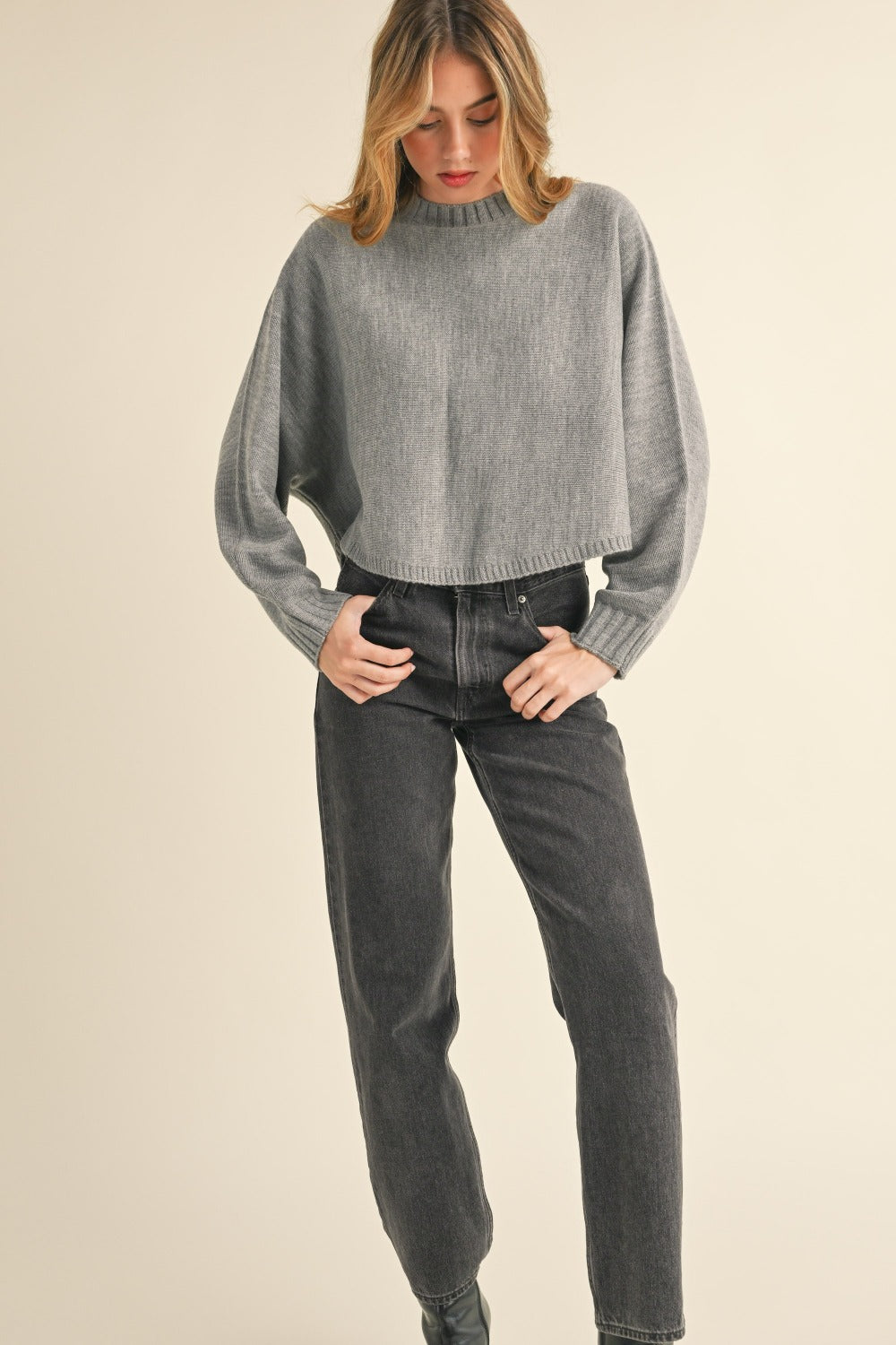 Marina | Short crew neck sweater with dolman sleeves from Mable
