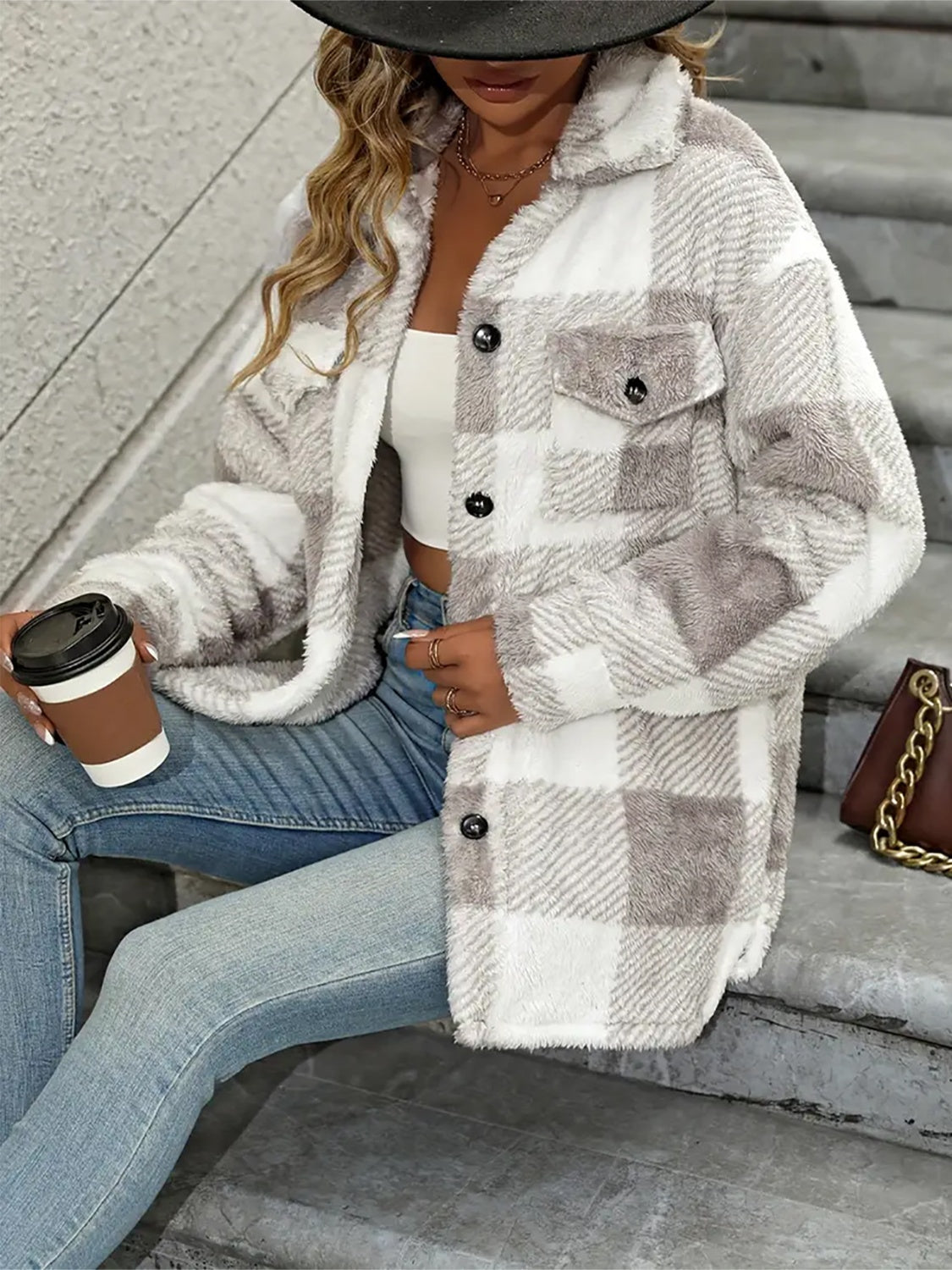 Nadia | Checked plush coat with dropped shoulders and long sleeves