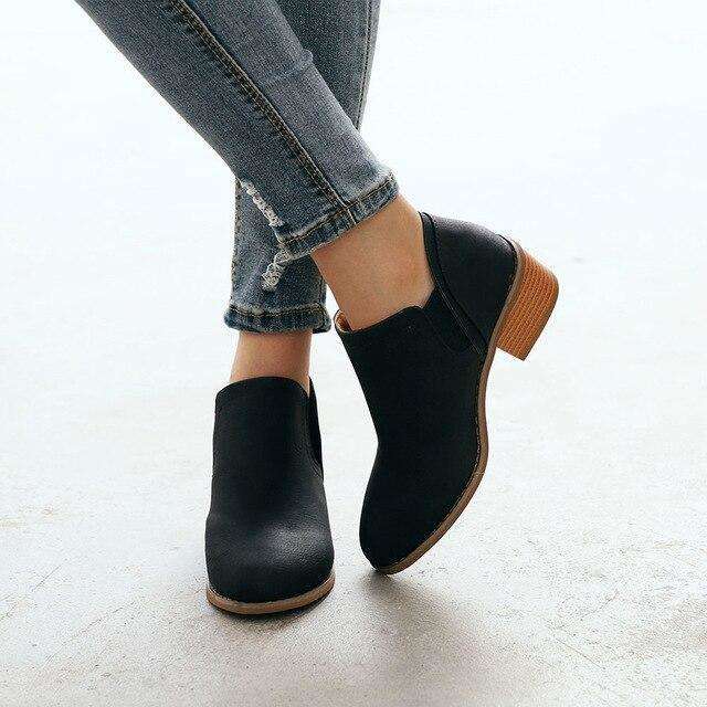 Nadia | Supportive orthopedic boots