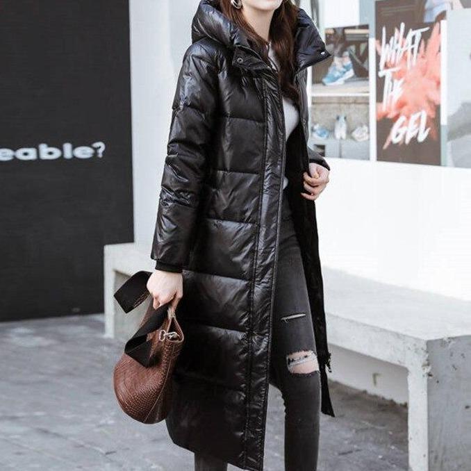 Beatriz | Long, lightweight, waterproof down coat for women