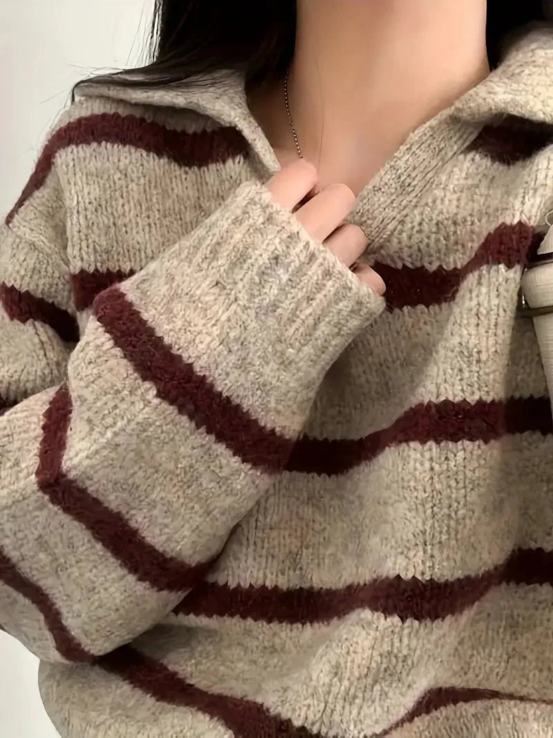 Octavia® | V-neck knitted sweater