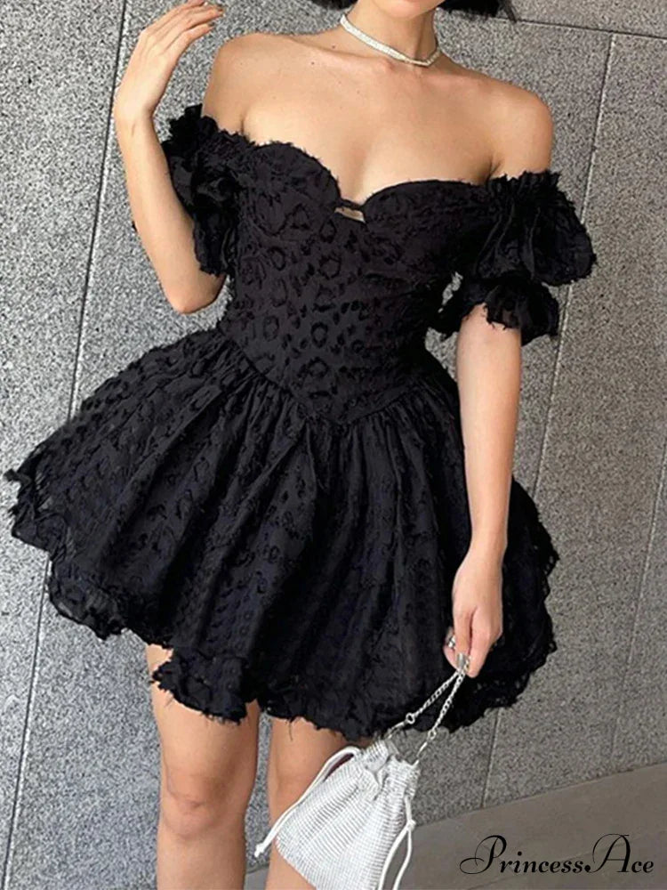 Gothic Lolita Women's Vintage High Waist Black Ball Gown Goth Puff Sleeve V-neck Dress