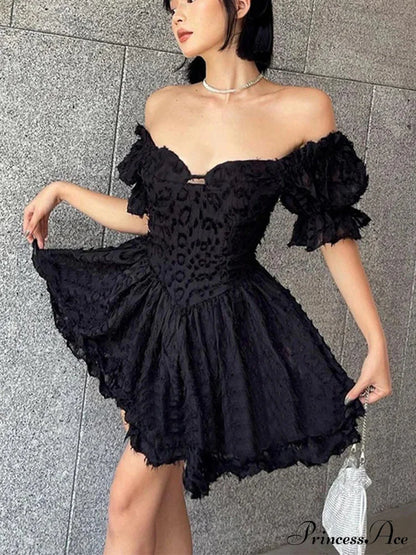 Gothic Lolita Women's Vintage High Waist Black Ball Gown Goth Puff Sleeve V-neck Dress