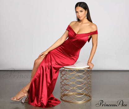 Grecia Formal High Charming Slit Satin Dress
