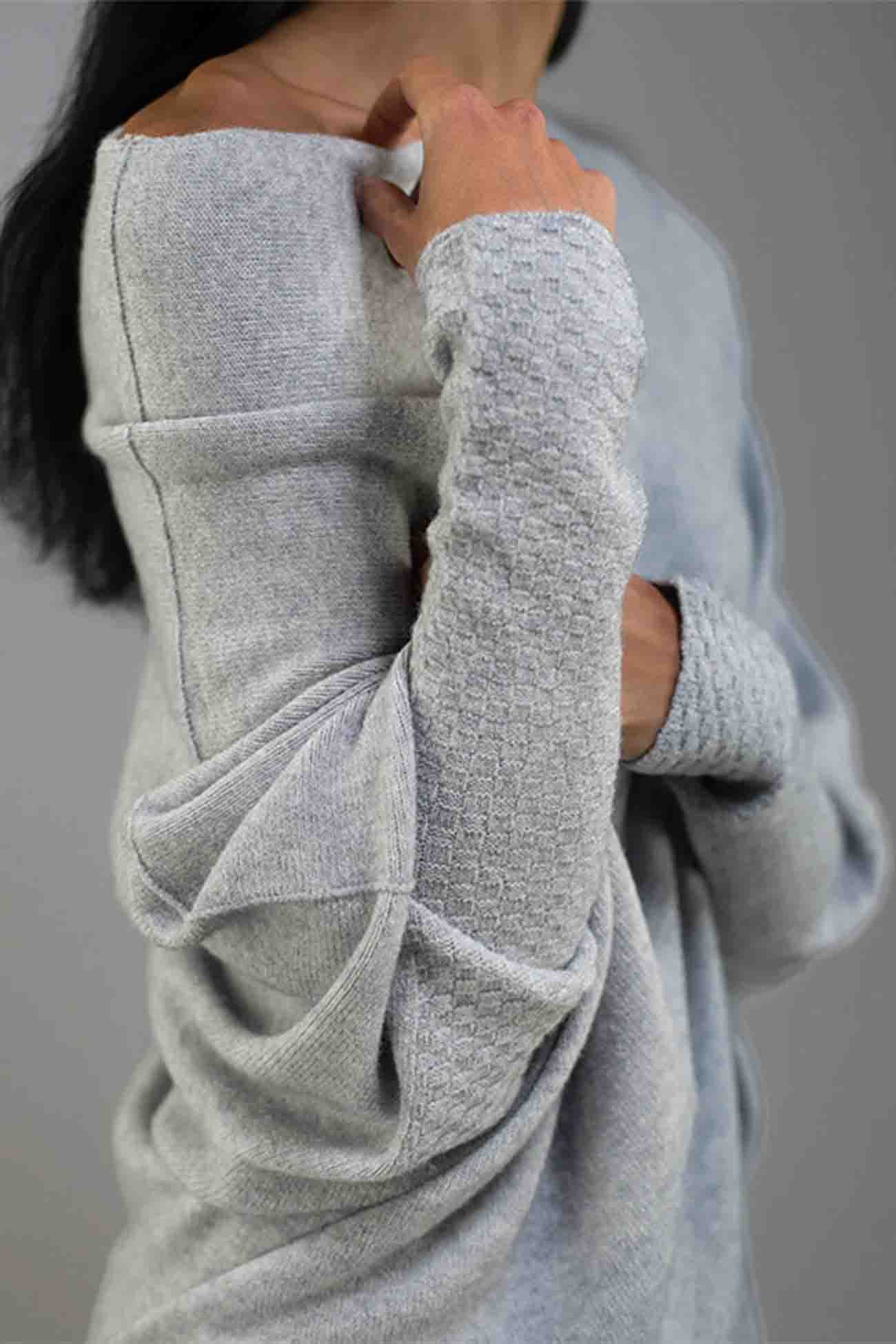 Paulina | Solid long-sleeved shirt with a crew neck