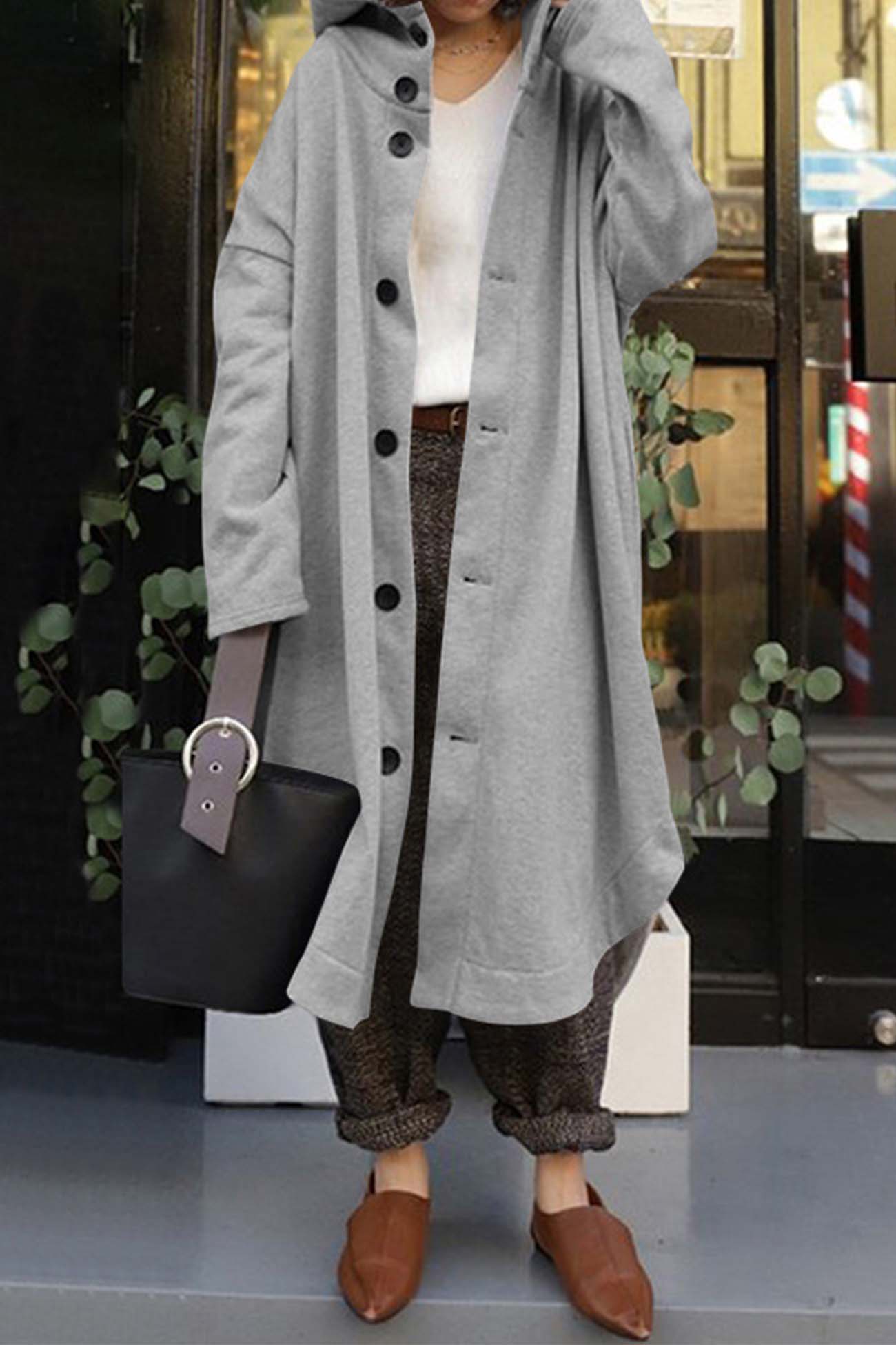 Mariana | Buttoned coat with hooded pocket