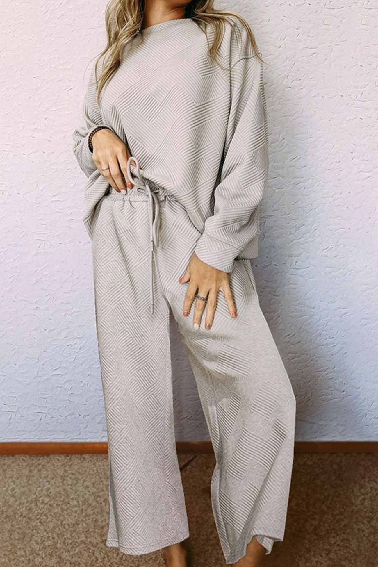 Anneliese | Solid color textured long sleeve long pants set