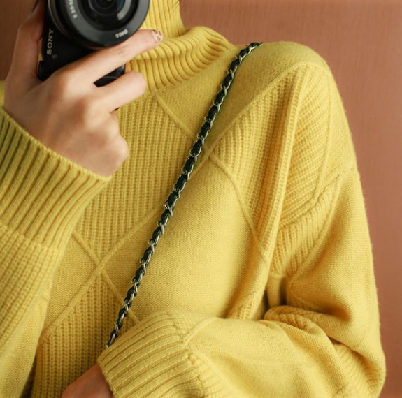 Silvia | Effortless and trendy winter sweater