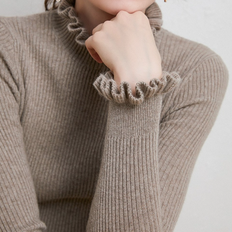 Mercedes | Casual and effortless winter sweater