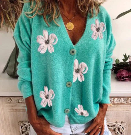 Noelia | Classic and elegant winter cardigan