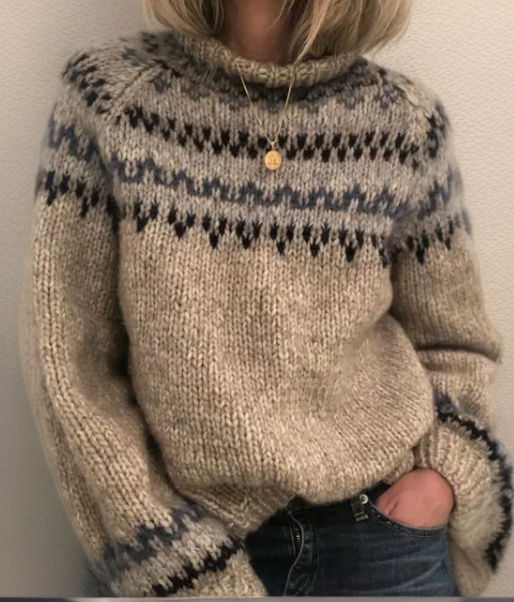Dalia | Elegant retro sweater for women
