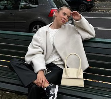 Nélida | Elegant, loose-fitting jacket with a crew neck