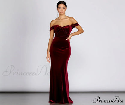 Jenisa Formal Off Charming The Shoulder Dress