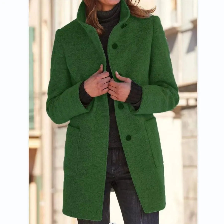 Nicolasa| Relaxed and timeless winter jacket