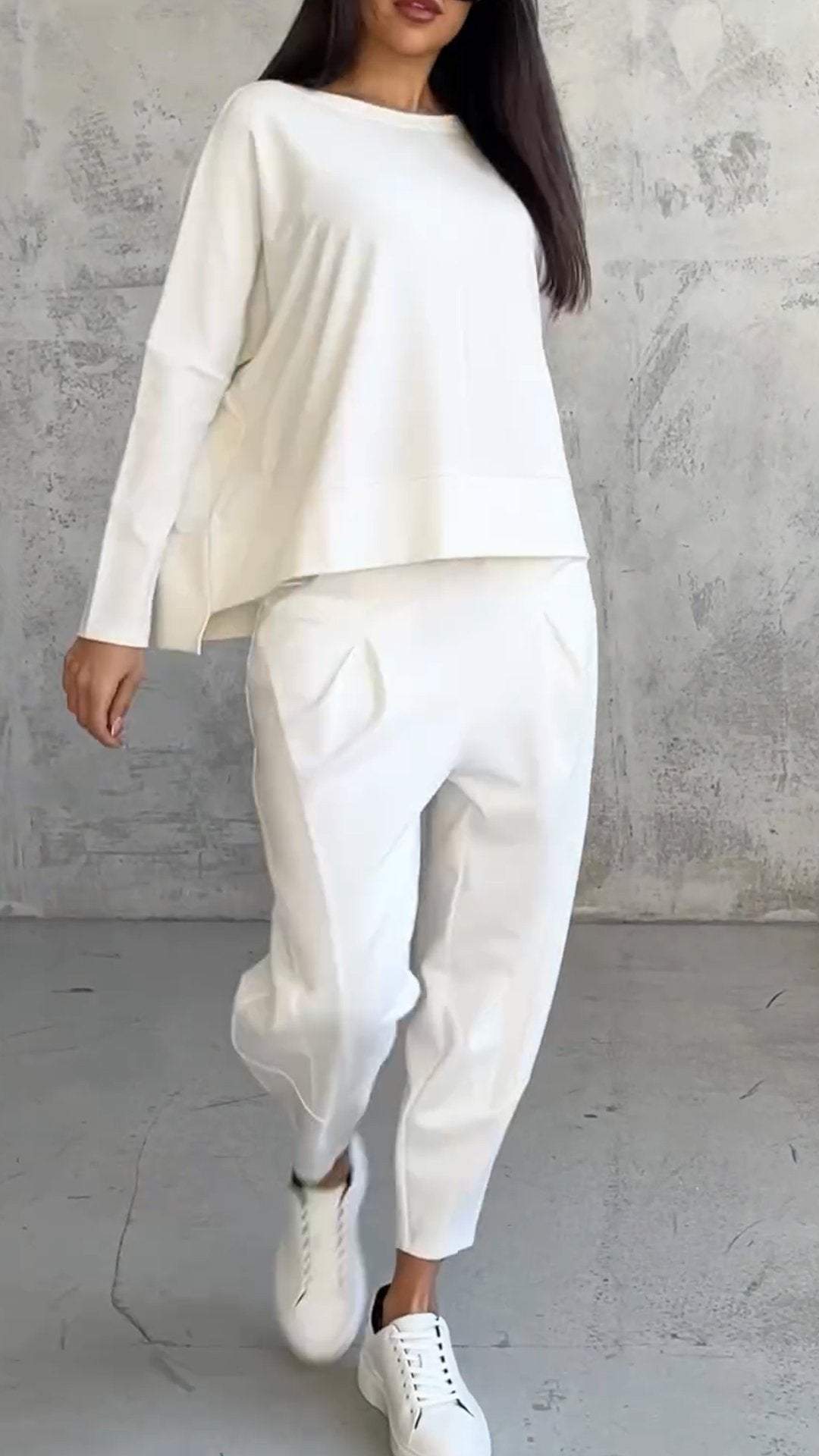 Rita® | Comfortable Combination With Crew Neck