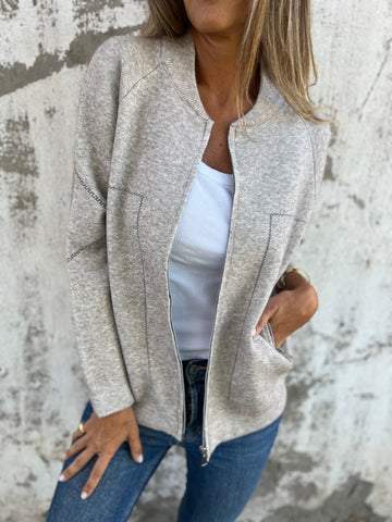 Monica | Chic and relaxed winter garment