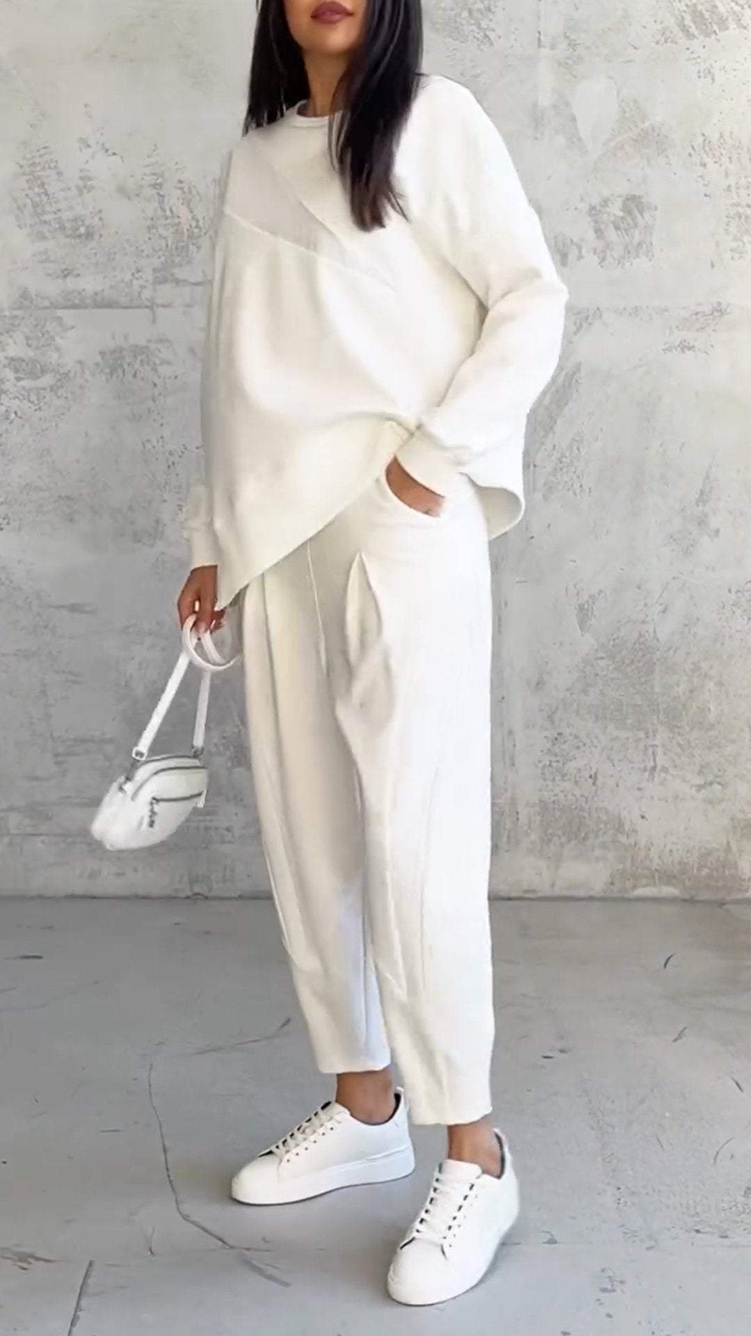 Lorena | Two-piece set with a crew neck and long sleeves.