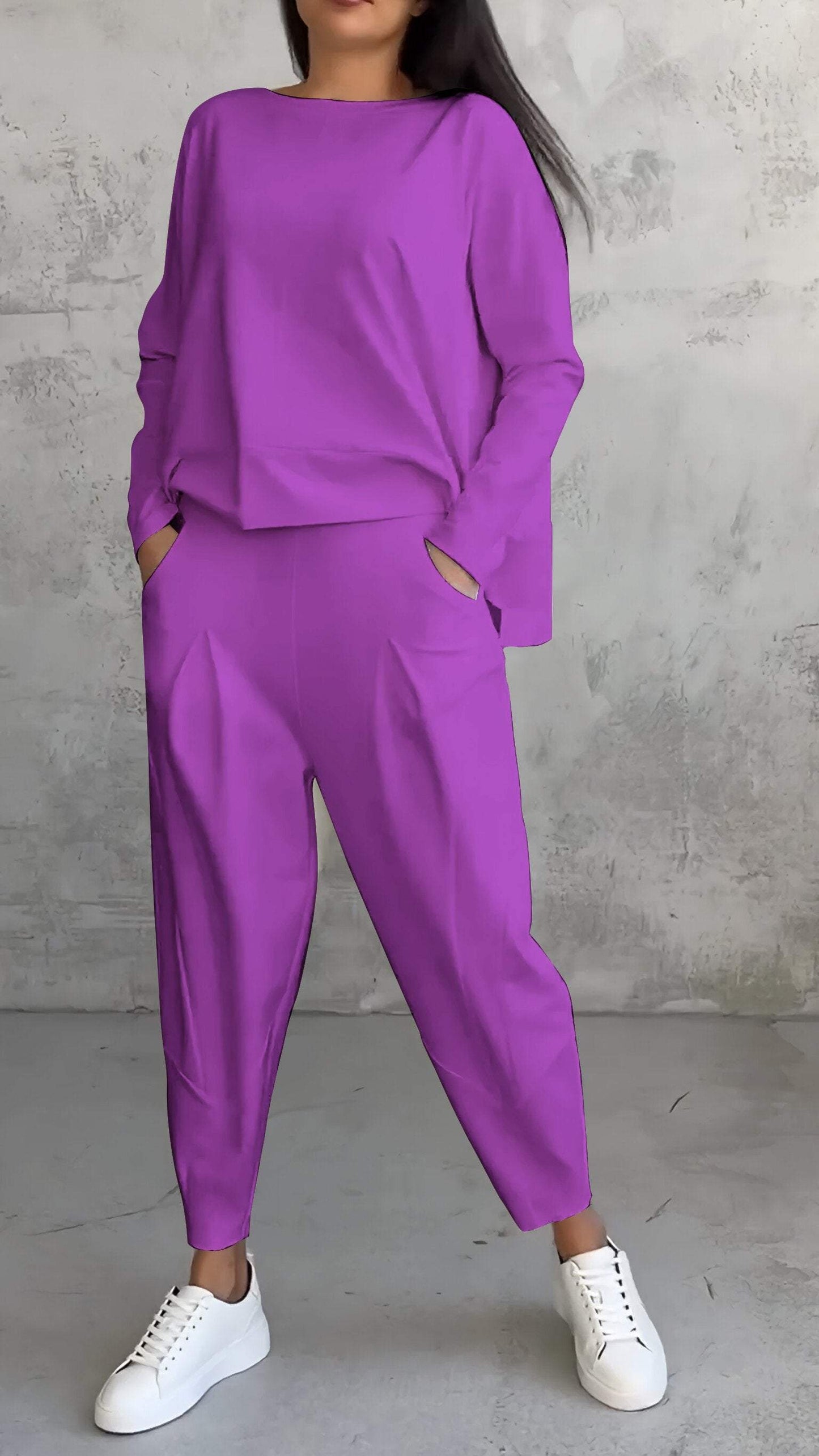 Rita® | Comfortable Combination With Crew Neck