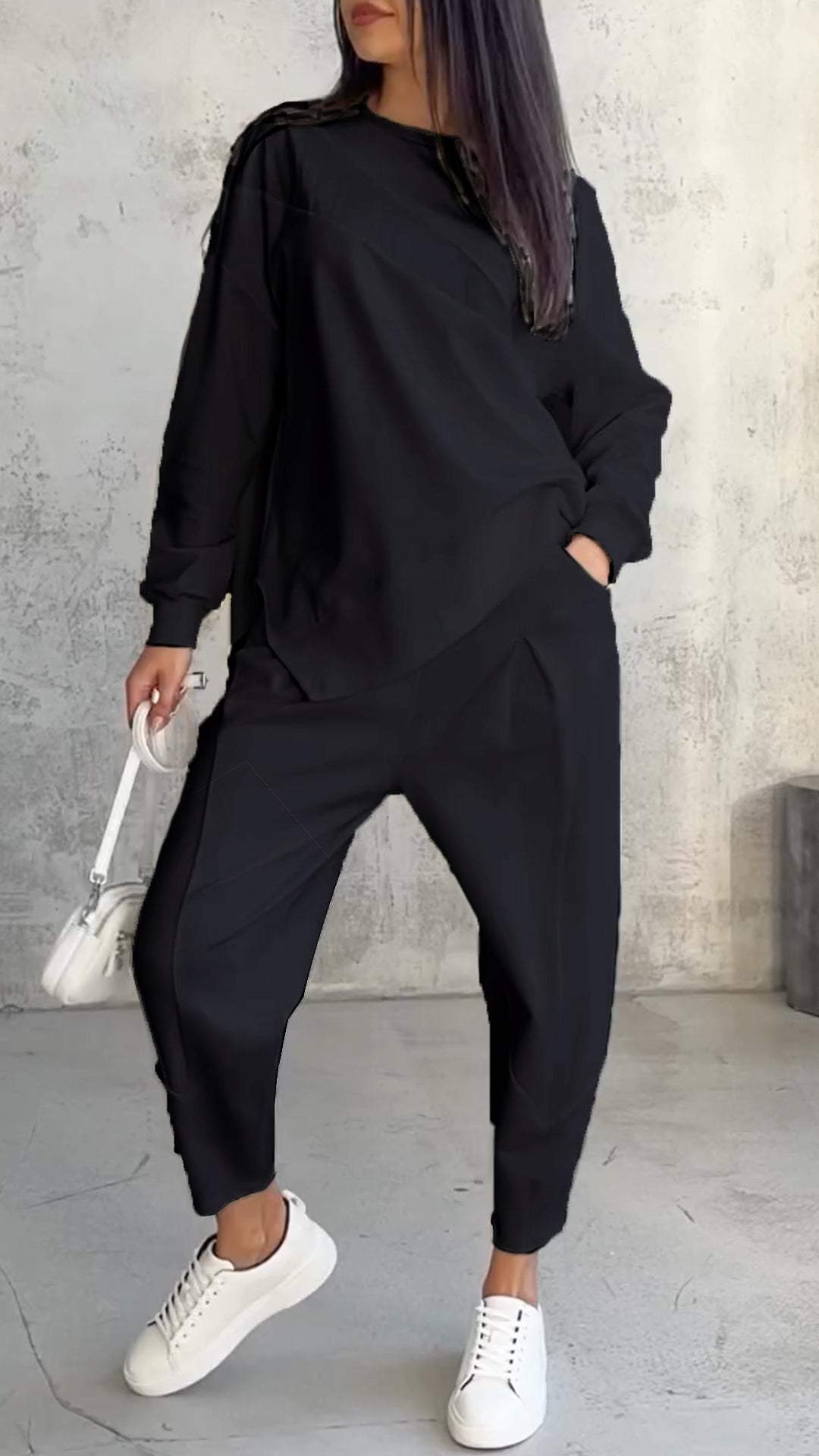 Lorena | Two-piece set with a crew neck and long sleeves.