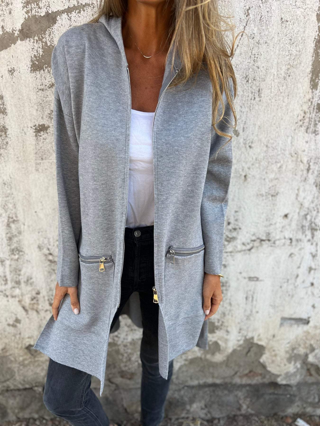 Tatiana | Long sleeve cardigan with zip fastening
