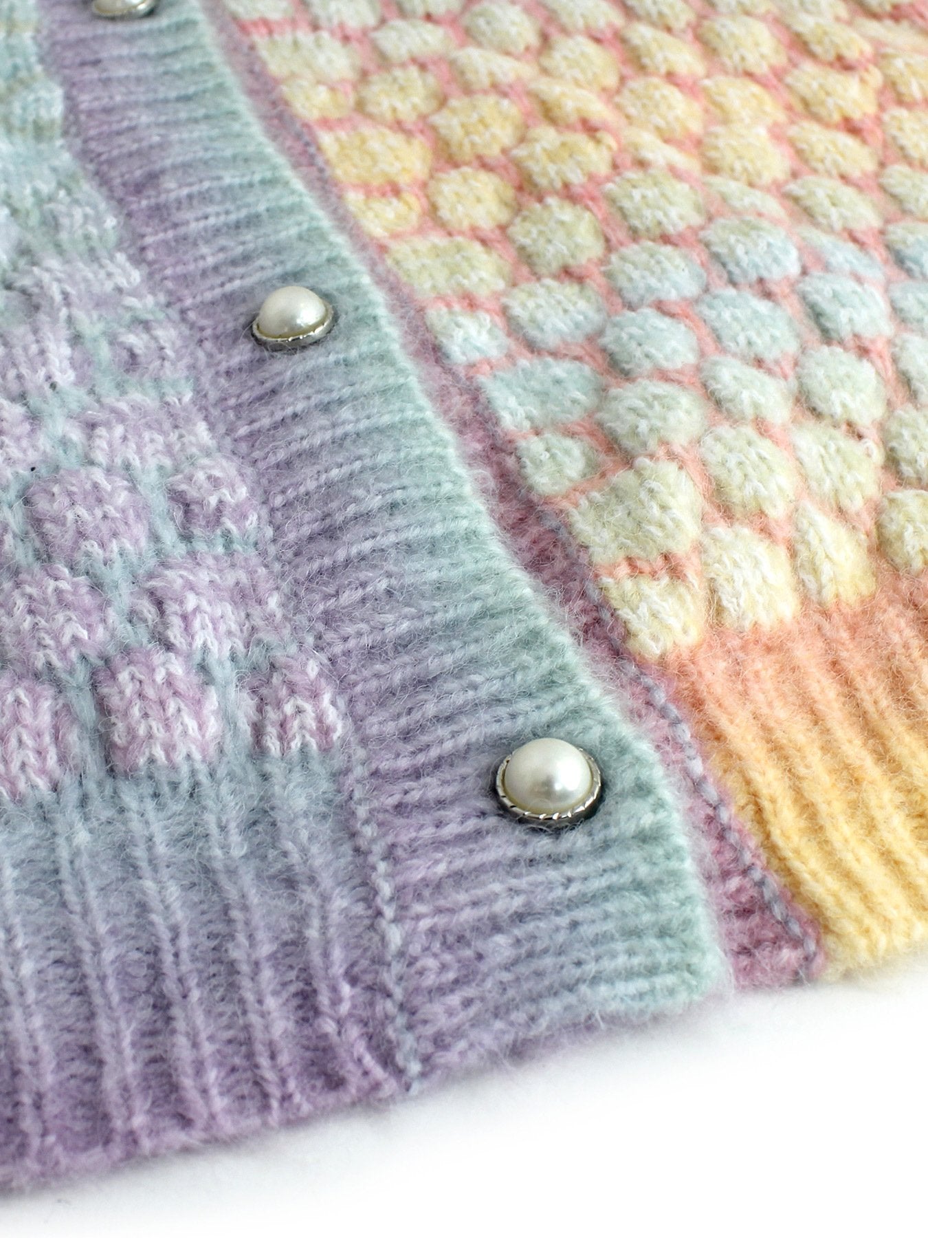 Valeria® | Casual and effortless winter cardigan