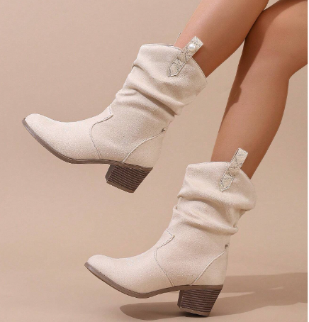 Natalia | Boots with a chunky heel and a round toe