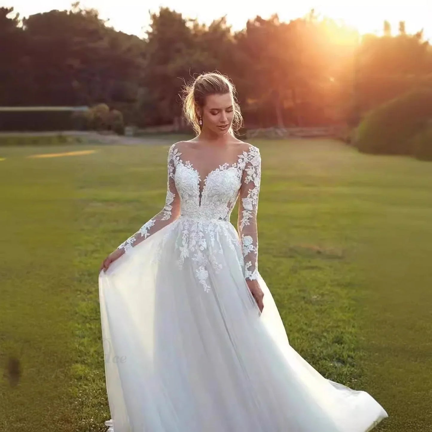 Long Sleeve Sheer Tulle Bridal Wedding Dress